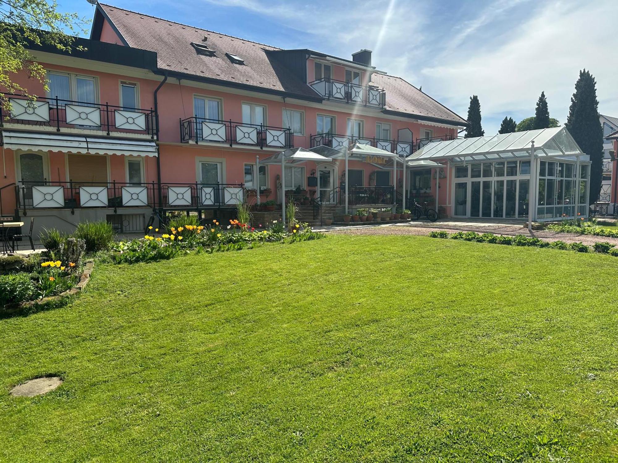 Hotel Hofmann Zur Muehle Bad Krozingen Buitenkant foto